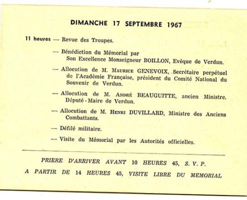 Carton d’invitation à l’inauguration du Mémorial le 17 septembre 1967 avec le programme de la cérémonie d’inauguration. Collection Mémorial de Verdun. © Mémorial de Verdun.