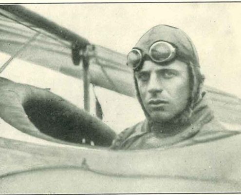 La dernière photographie d’Oswald Boelcke, à bord de son appareil. Issue de l’ouvrage Boelcke : Der Mensch, der Flieger, der Führer, der deutschen Jagdliegerei , de Johannes Werner, 1932. p. 192