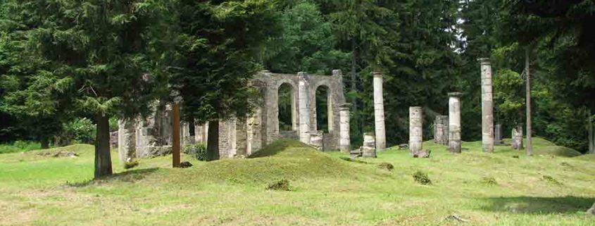 Ruines de l'église du village détruit d'Ornes, 2022 TCY - GNU Free Documentation License