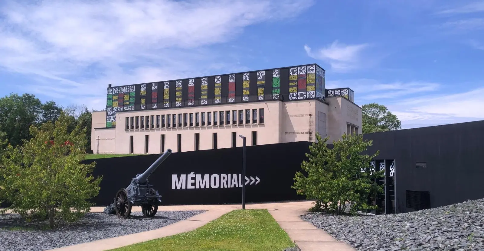 _c_memorial_de_verdun.jpg