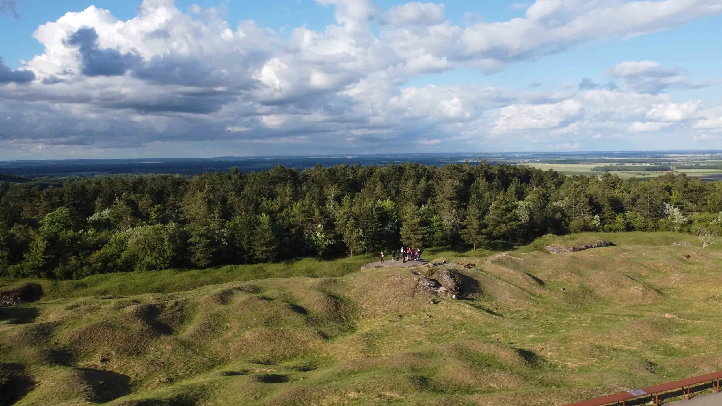 dji_0199_c_memorial_de_verdun_jonathan_sanaghibdef.jpg