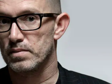 © Laurent Mauvignier