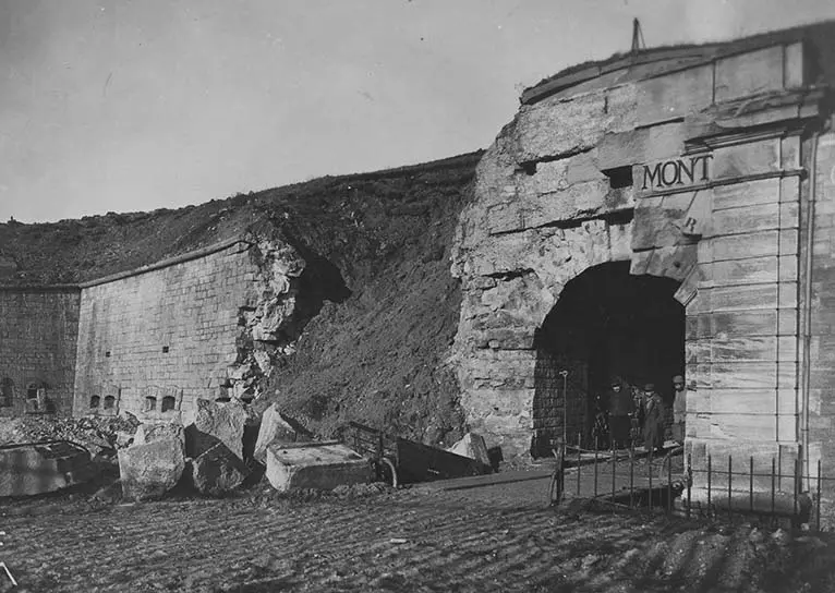 bdic_val_195_112_douaumont_janvier_1916_3.jpg