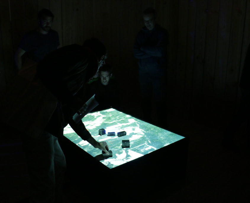 Soleil blanc. Une installation audiovisuelle interactive de Pierre Jodlowski et David Coste. Photo : Studio Éole.