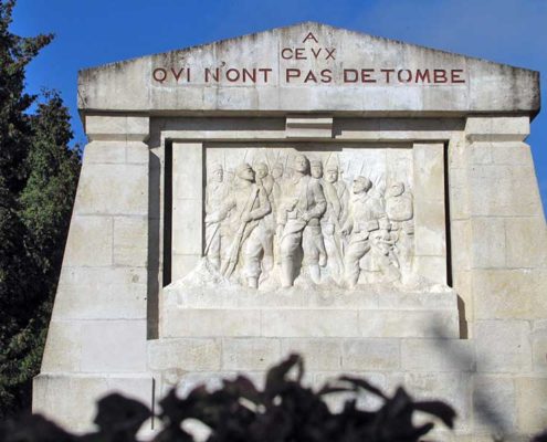 Le monument du Point X sur la crête des Eparges. © Pascal Lejeune